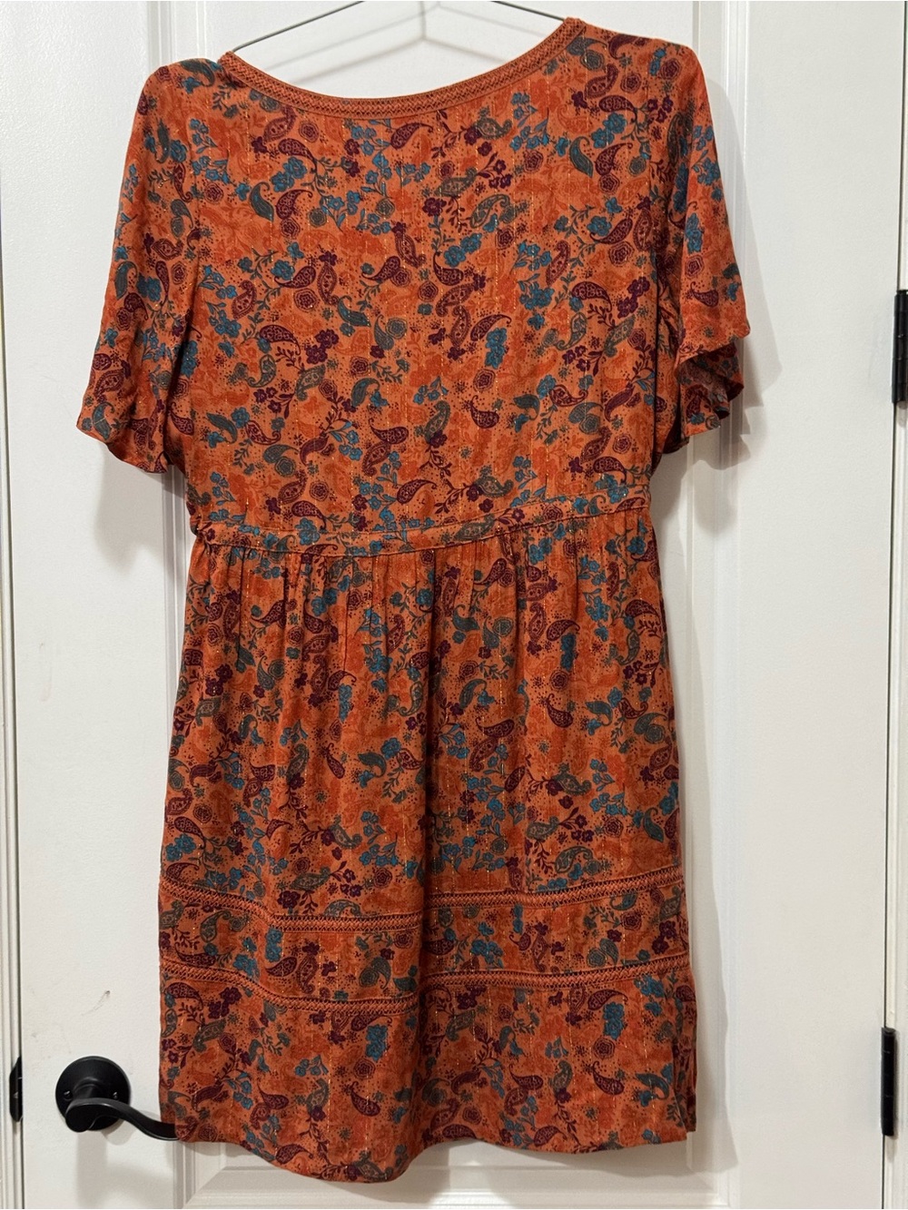 Idyllwind Rust/Blue Paisley V-Neck Tie-Waist Mini Dress size L Pit 22” L 36” - Picture 9 of 12